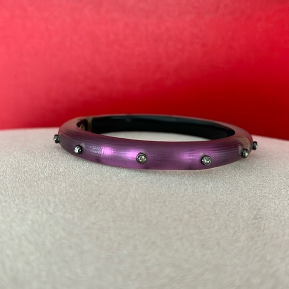 ALEXIS BITTAR PURPLE BRACELET W/RHINESTONES - Picture 5 of 15